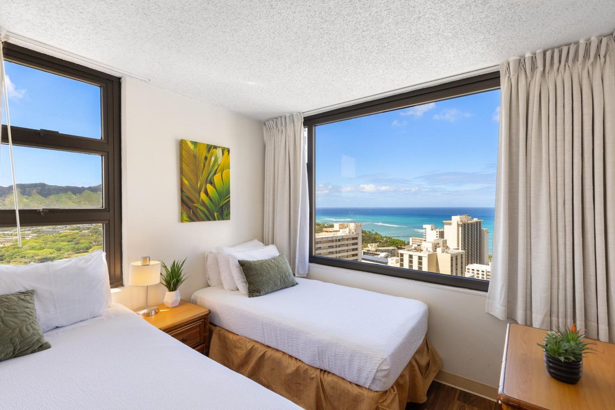 Beautifully Renovated 32Nd Floor Deluxe Ocean View Waikiki Condo Condo Honolulu Eksteriør bilde